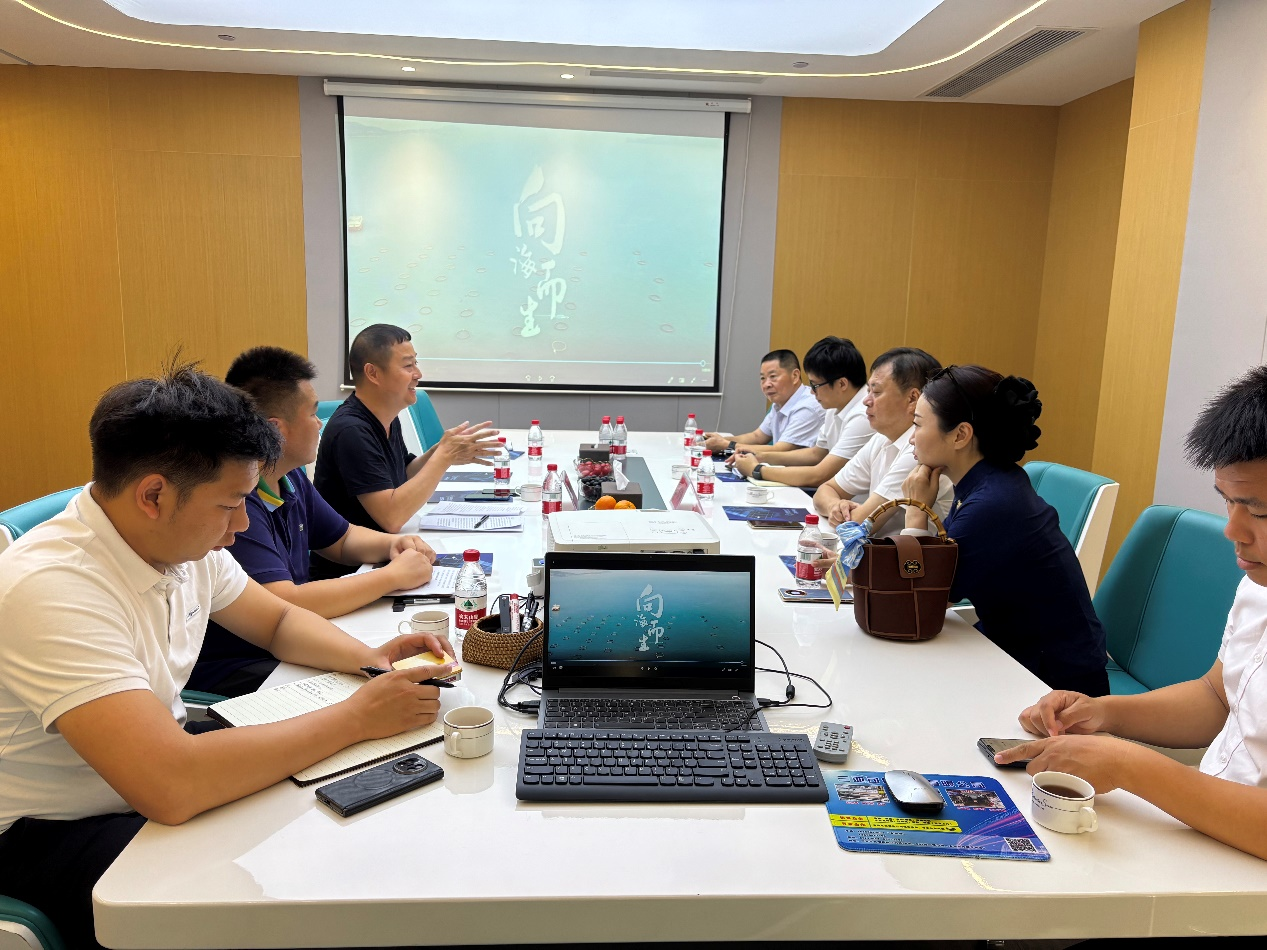 張長(zhǎng)豐副市長(zhǎng)到晨海水產(chǎn)調(diào)研，助企紓困共繪漁業(yè)科技新藍(lán)圖